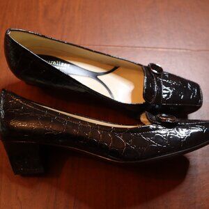 Naturalizer Fulton Block Heel Loafers – Black Croc Patent – Size 10 Narrow (N) –